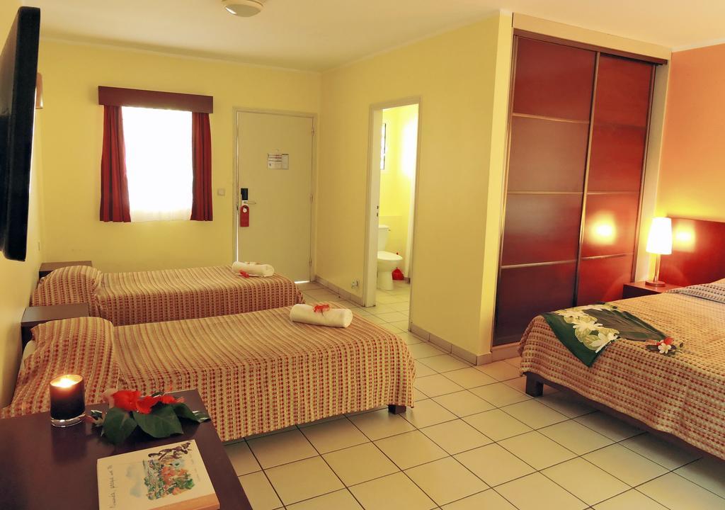 Koniambo Hotel Koné Habitación foto