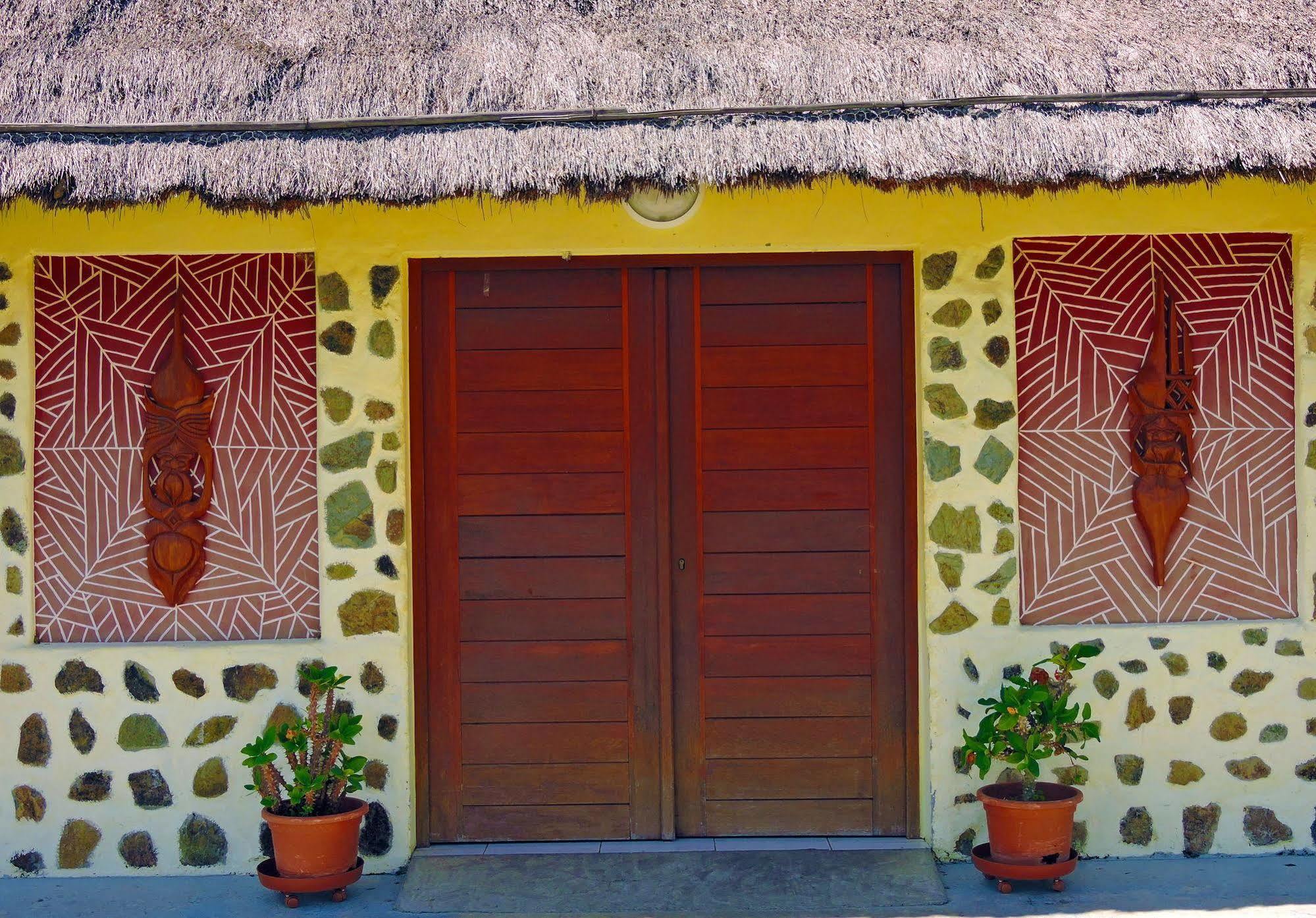 Koniambo Hotel Koné Exterior foto